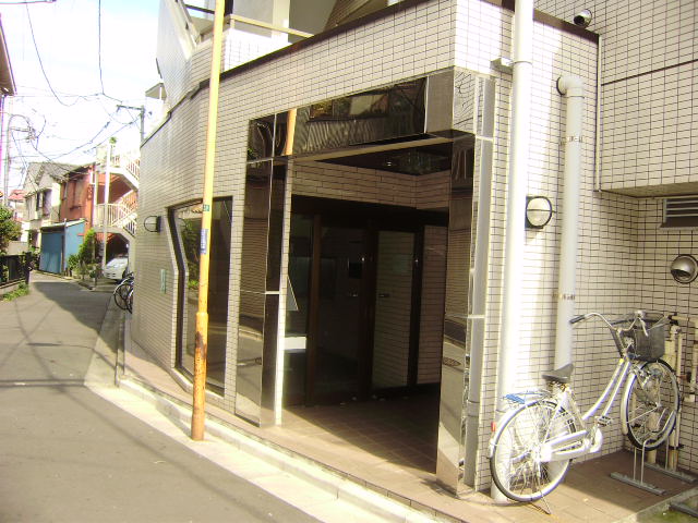 外観写真サムネイル