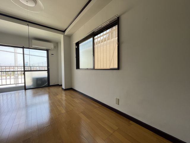 室内写真サムネイル