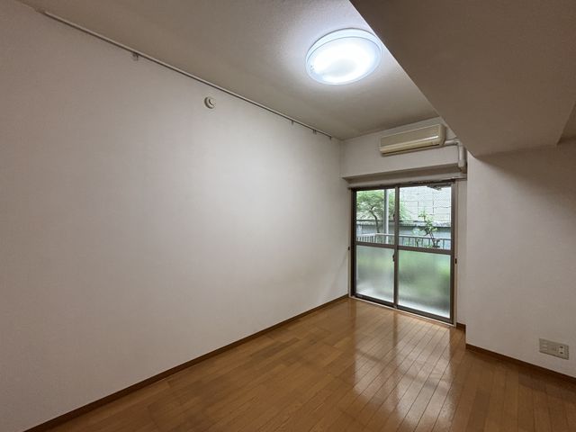室内写真サムネイル
