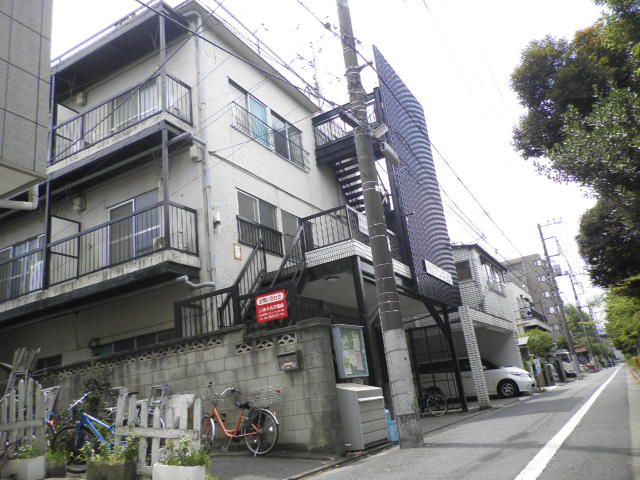 外観写真サムネイル