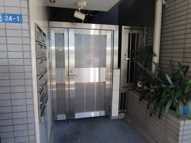 外観写真サムネイル