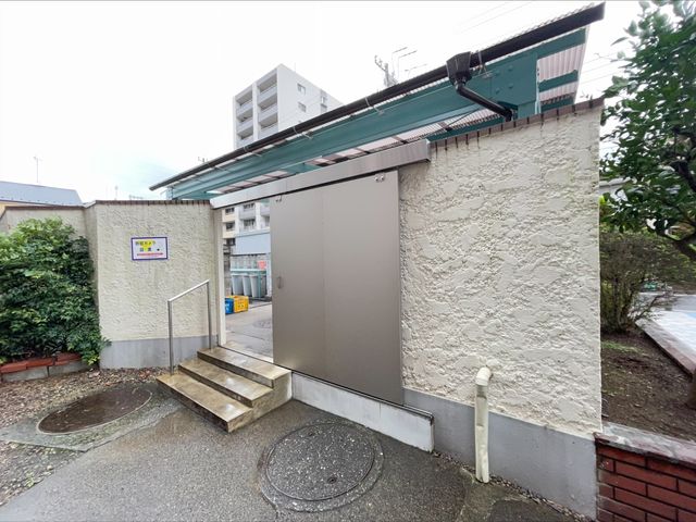 外観写真サムネイル