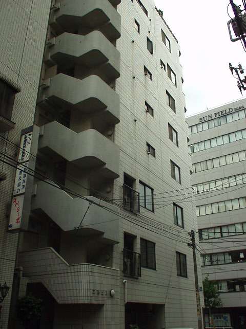 外観写真サムネイル