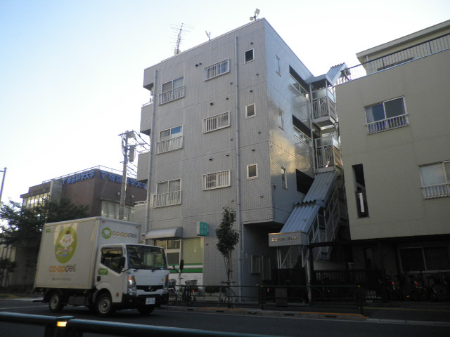 外観写真サムネイル