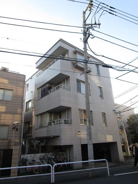 外観写真サムネイル