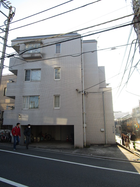 外観写真サムネイル
