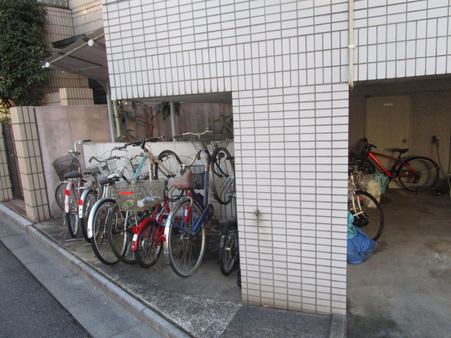 外観写真サムネイル