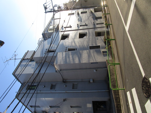外観写真サムネイル