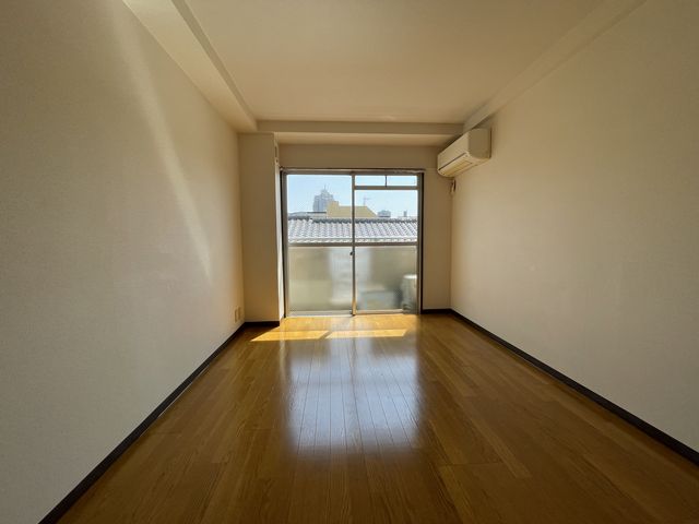 室内写真サムネイル
