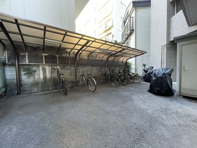 外観写真サムネイル