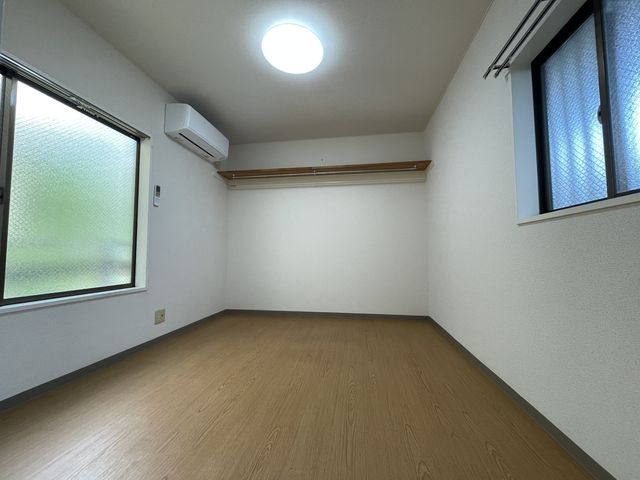 室内写真サムネイル